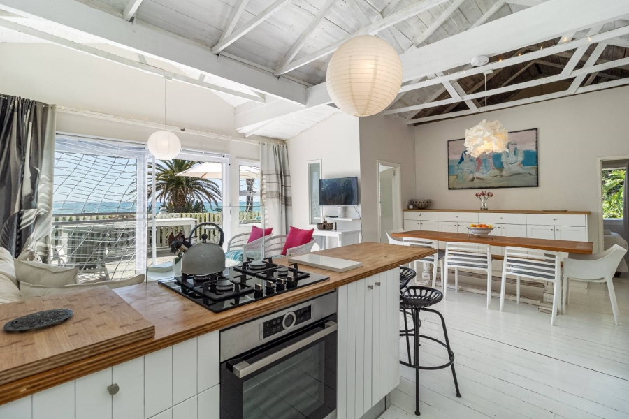 3 Bedroom Property for Sale in Clifton Western Cape